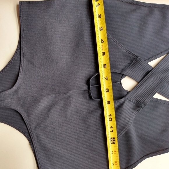 SPALDING PEACOAT BLUE PLUNGE DEEP V-NECK SEAMLESS BODYSUIT SIZE MEDIUM NWT - Picture 12 of 13